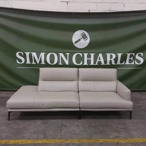 QUALITY DESIGNER ITALIAN MADE LARGE LEATHER OPEN-ENDED CHAISE LOUNGE STYLE SOFA