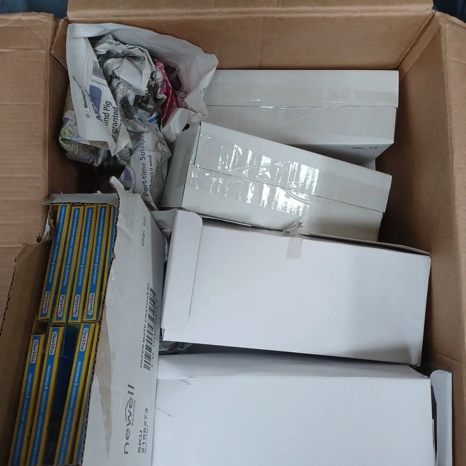 APPROXIMATELY 25 PACKS OF ASSORTED COLOURING PENCILS & CRAYONS 