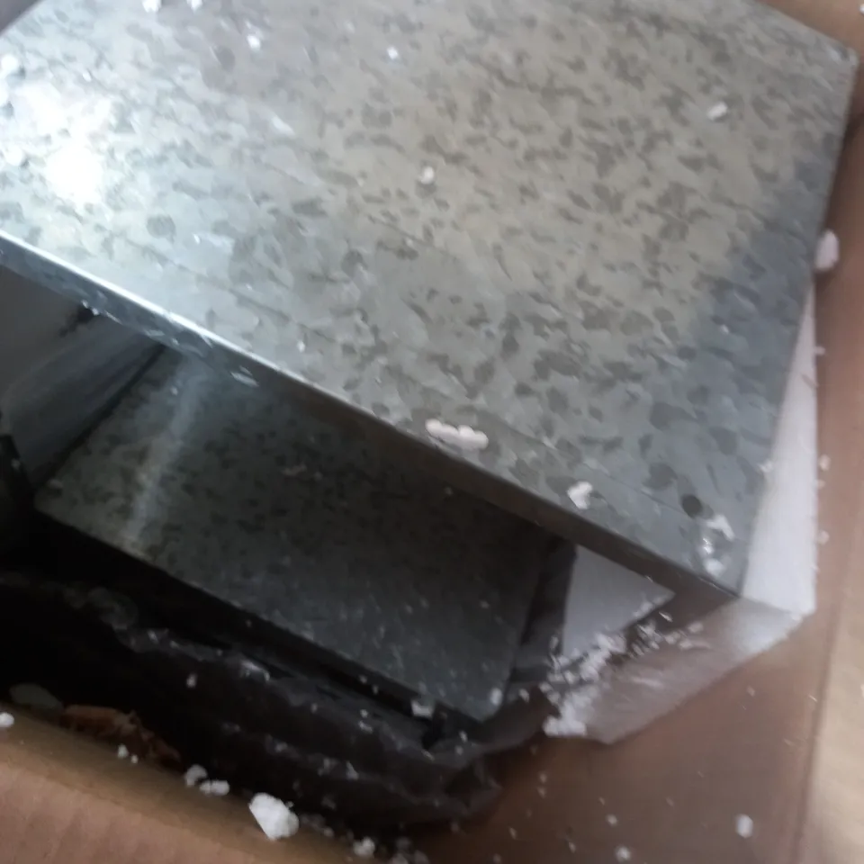 BUNDLEBERRY BY AMANDA HOLDEN OUTDOOR GALVANISED STEEL SHELVES WITH LANTERN - COLLECTION ONLY