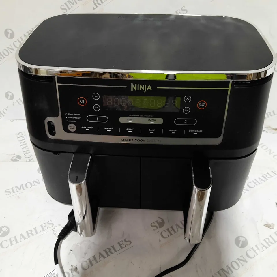 BOXED NINJA FOODI MAX DUAL ZONE 9.5L AIR FRYER AF451UK