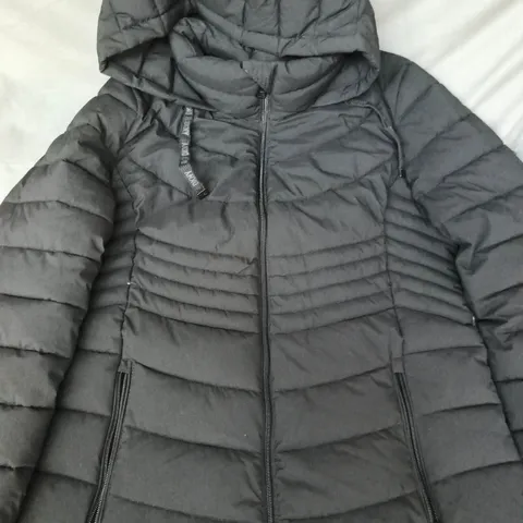 DKNY BLACK HOODED PUFFER JACKET SIZE LARGE