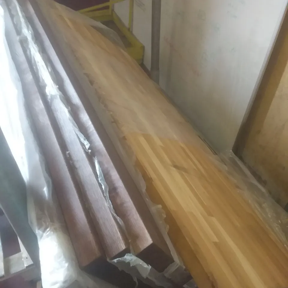 PALLET OF ASSORTED WOODEN WORKTOPS x5
