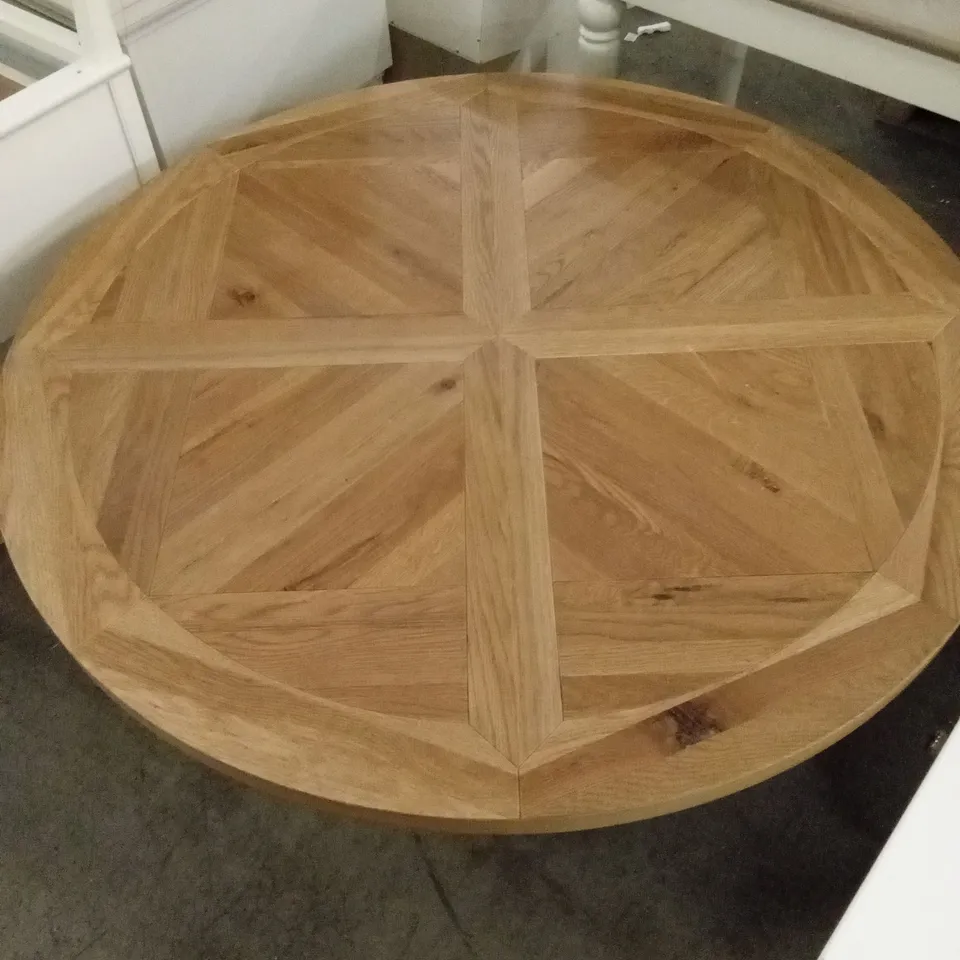 QUALITY DESIGNER INDUS RUSTIC OAK CIRCULAR DINING TABLE