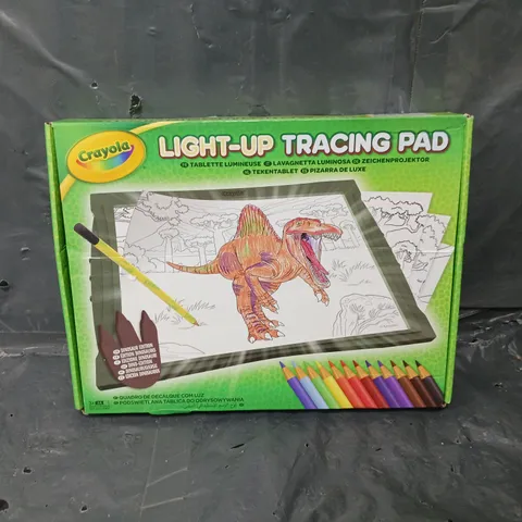 BOXED CRAYOLA LIGHT-UP TRACING PAD 