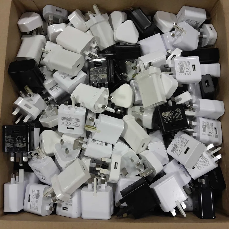 APPROXIMATELY 200 USB TRAVEL ADAPTER PLUGS TO INCLUDE APPLE, SAMSUNG, HUAWEI, ETC