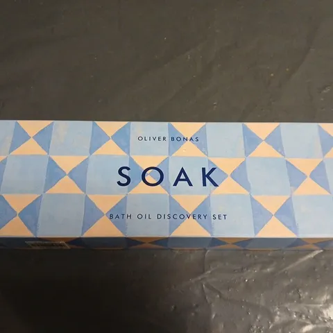 OLIVER BONAS SOAK BATH OIL DISCOVERY SET