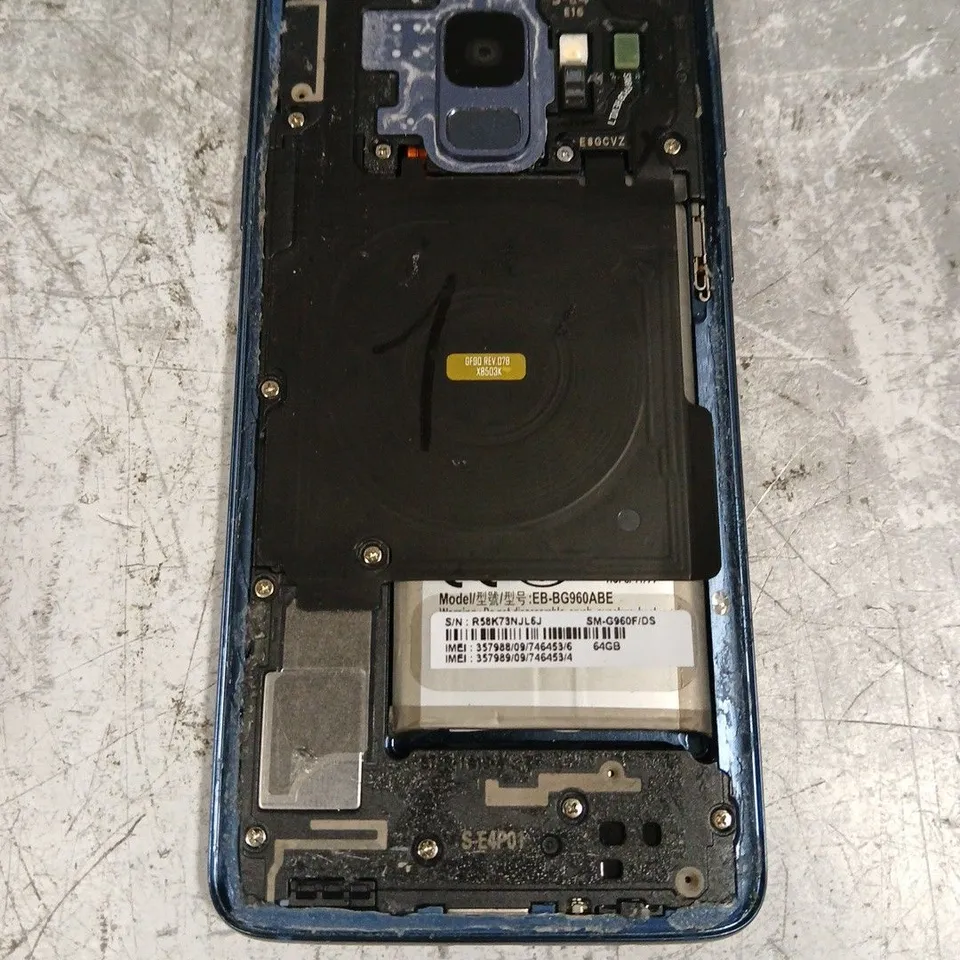 SAMSUNG GALAXY S9 SMARTPHONE IN BLACK