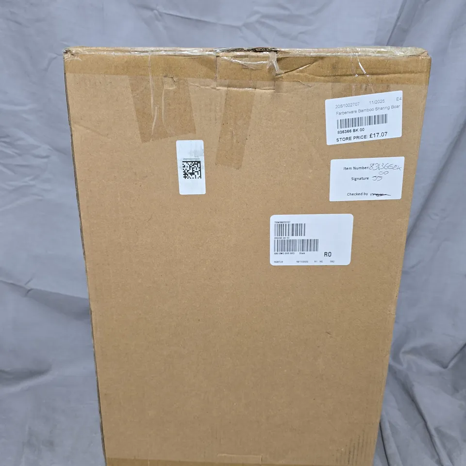 FARBERWARE BAMBOO SHARING BOARD WITH LOCKING LID