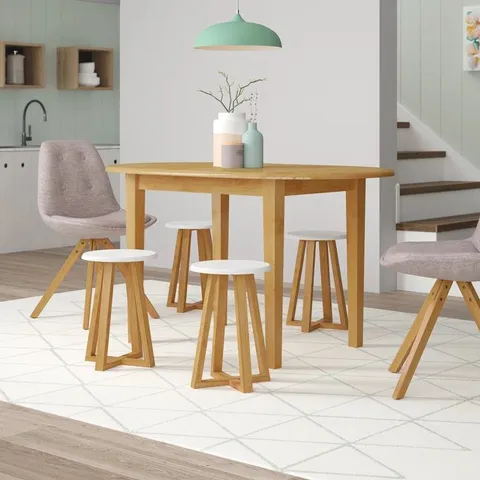 BOXED HERMIONE LAINEY EXTENDABLE SOLID OAK DINING TABLE (1 BOX)