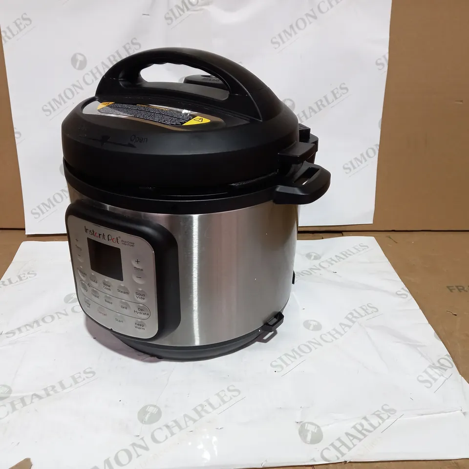 INSTANT POT DUO CRISP AIR FRYER MULTICOOKER