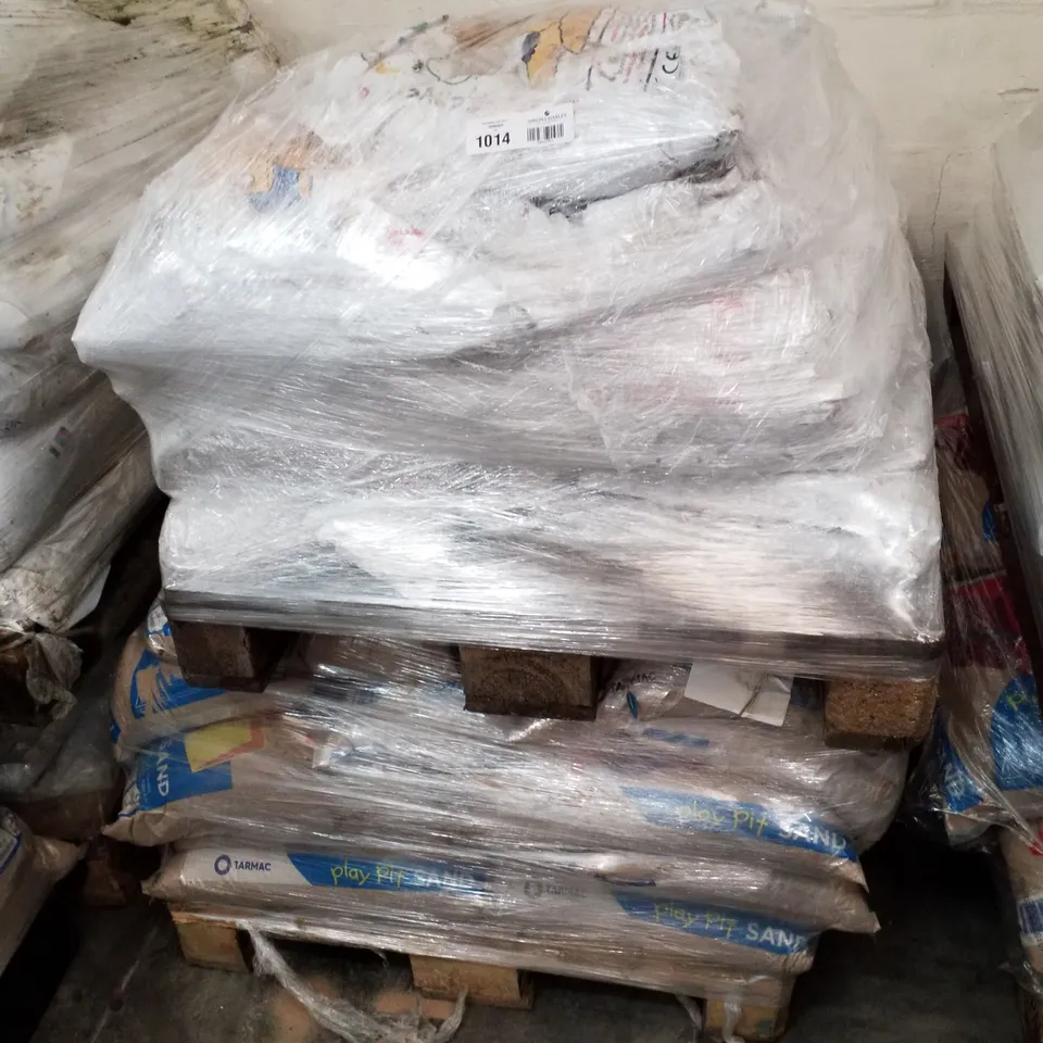 2 PALLETS EACH CONTAINING APPROXIMATELY 35 BAGS OF PLAY SAND