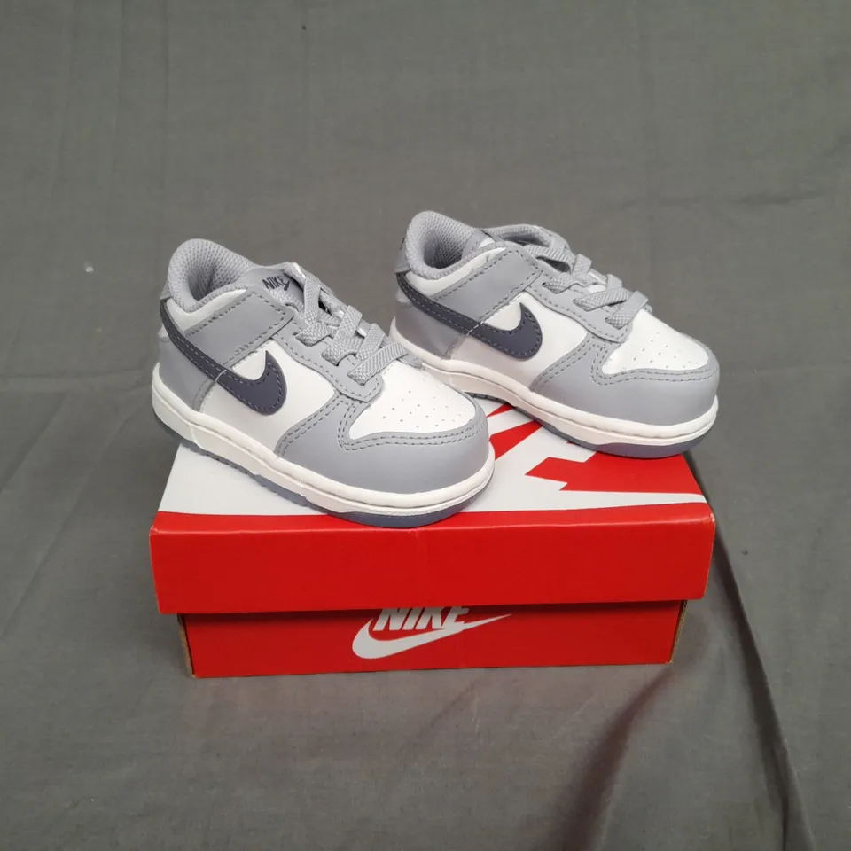 BOXED PAIR OF NIKE DUNKS LOW SUMMIT WHITE/LIGH CARBON UK 4.5