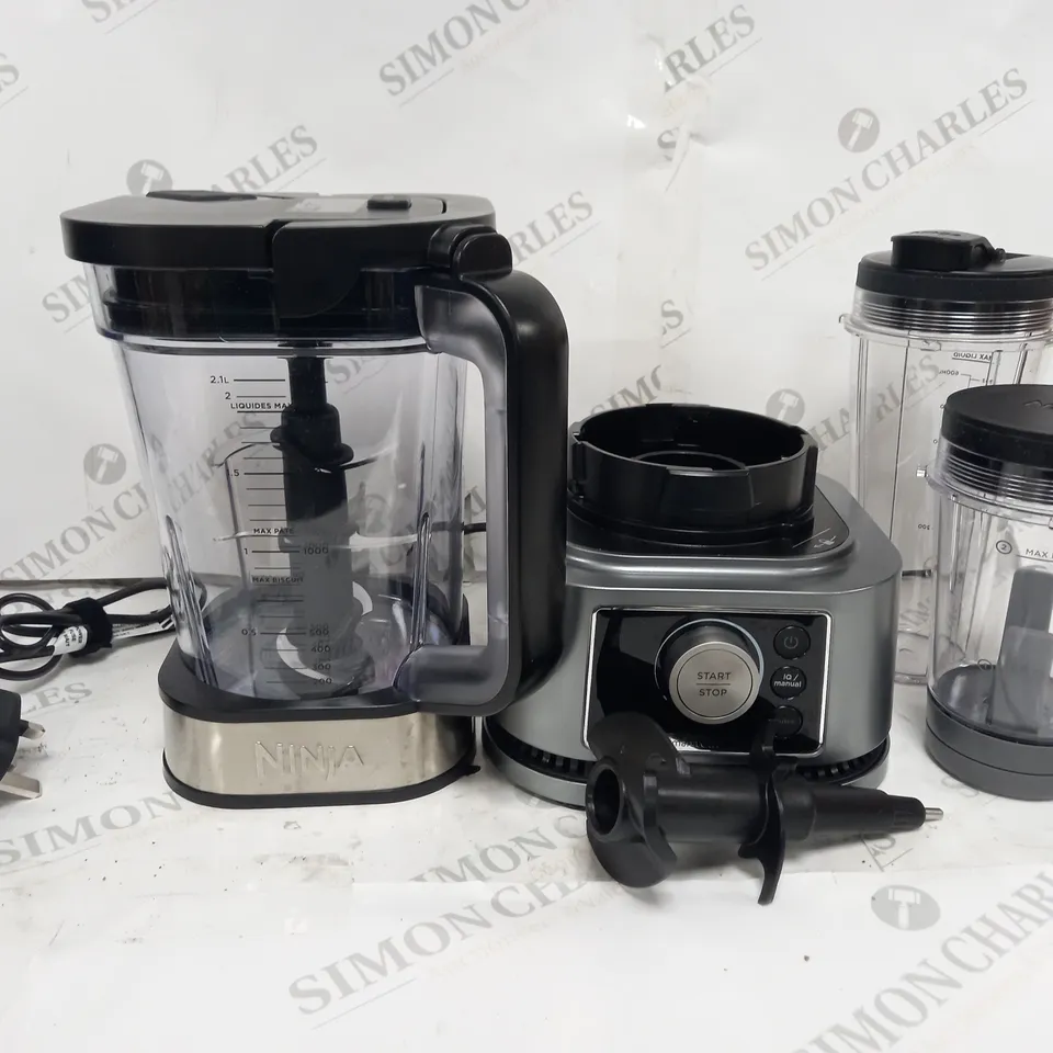 BOXED NINJA FOODI 3-IN-1 BLENDER 