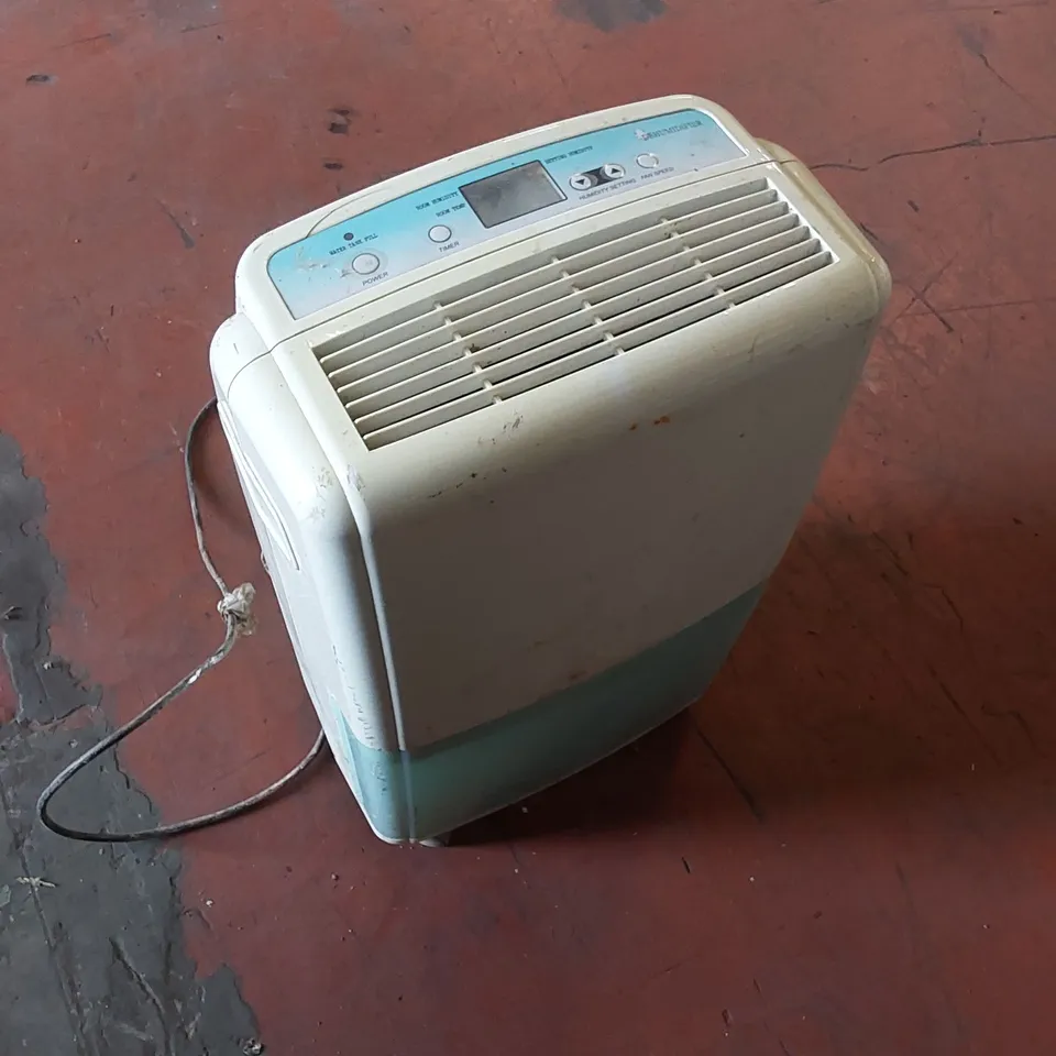 B&Q DEHUMIDIFIER 