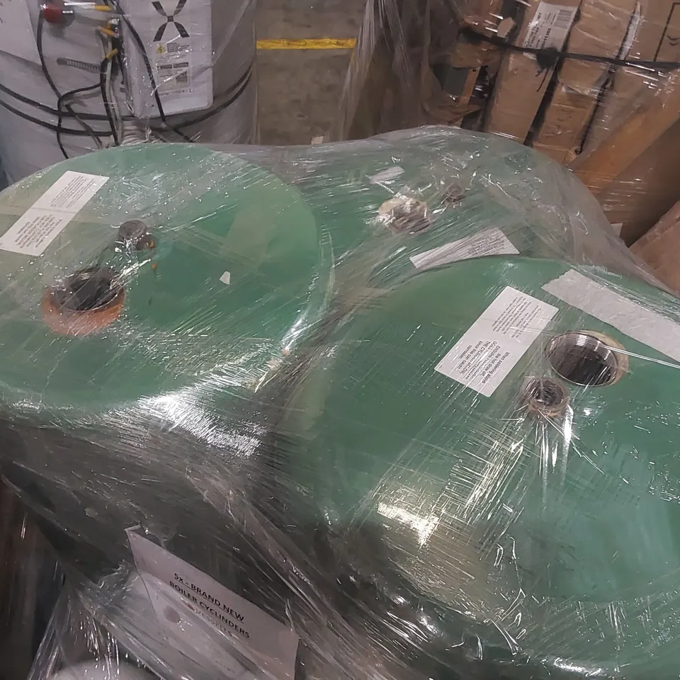 PALLET CONTAINING 5X BOILER CYLINDERS & VESSELS