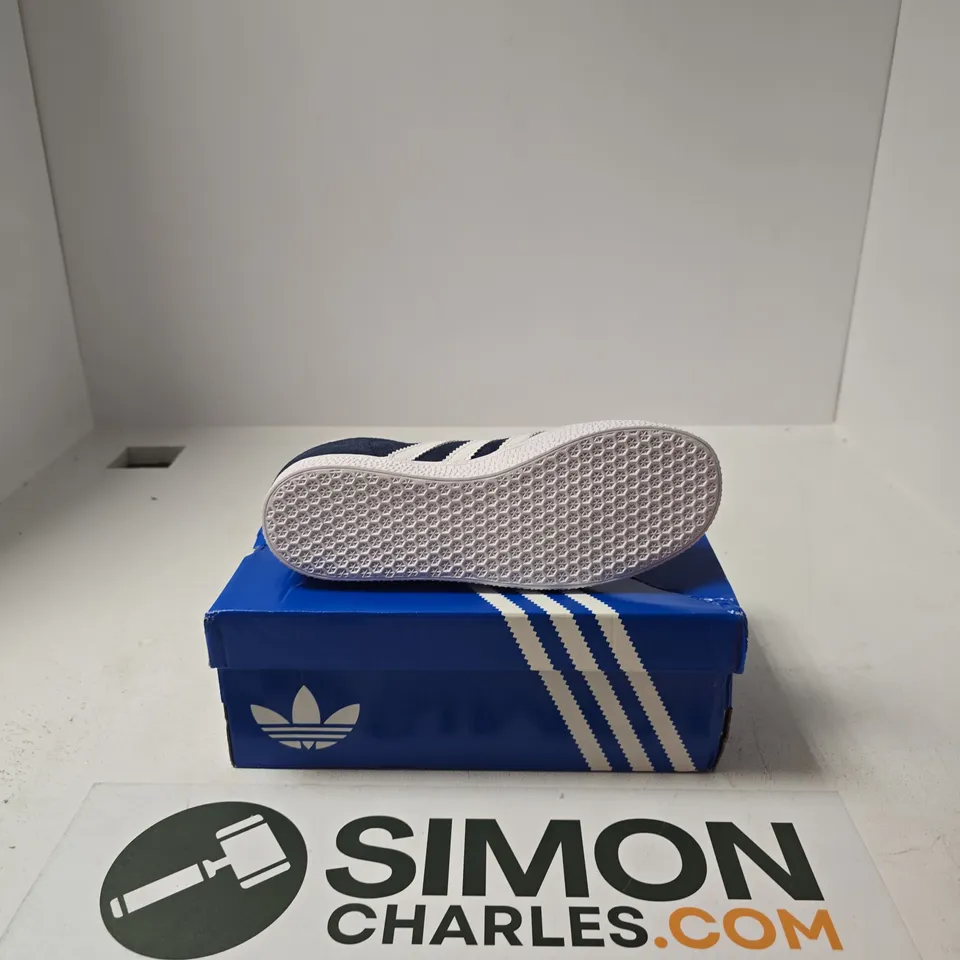 BOXED PAIR OF ADIDAS GAZELLE'S SIZE UK 3