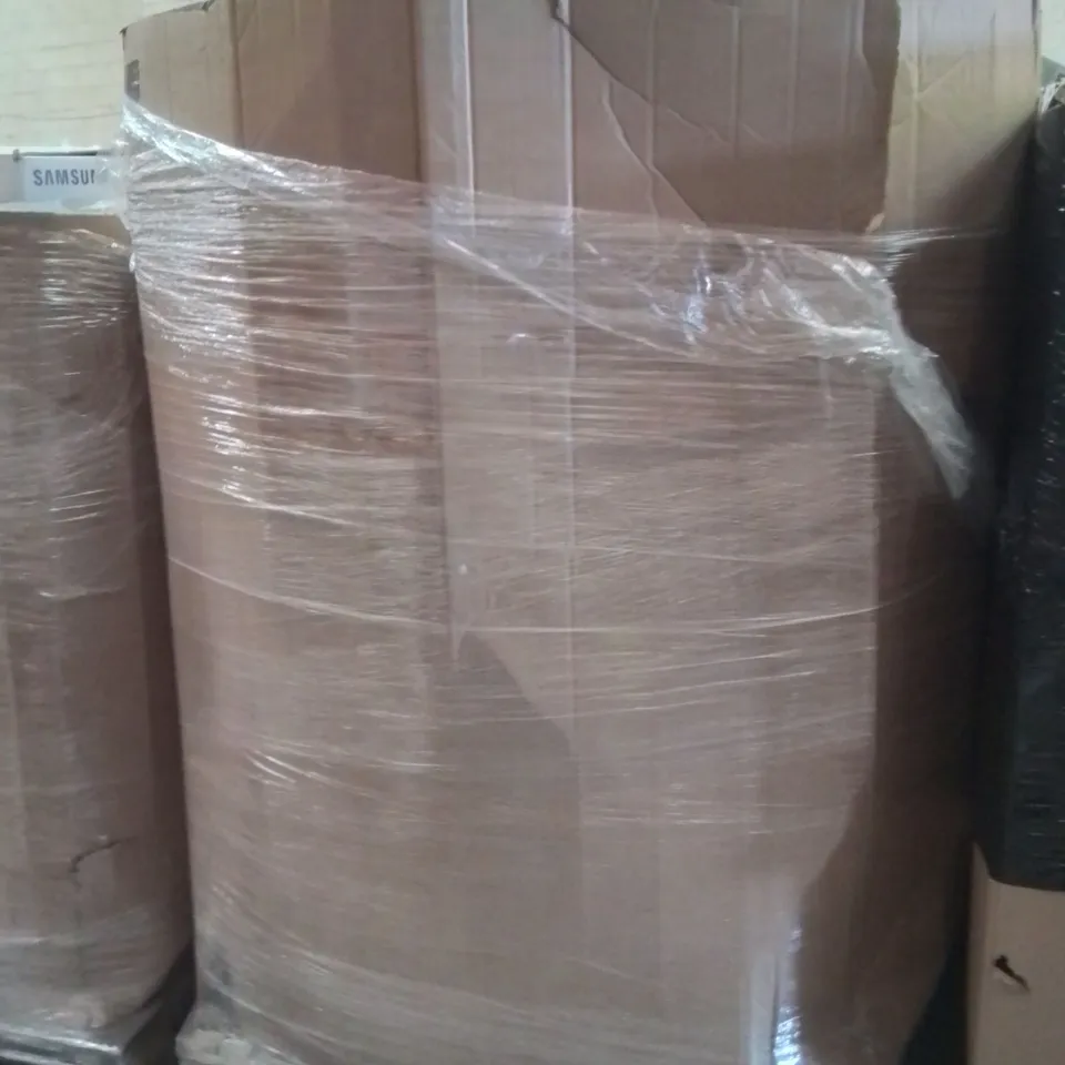 PALLET OF ASSORTED HOUSEHOLD GOODS AND PRODUCTS TO INCLUDE;DISH RACK,CUPS,MICROWAVE OVEN,TOASTER