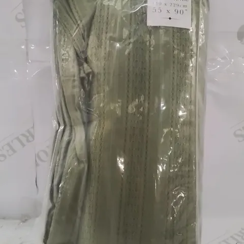 BAGGED PINEAPPLE ELEPHANT SLOT TOP SINGLE CURTAIN VOILE