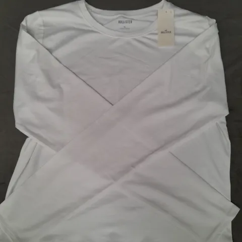 HOLLISTER LONG SLEEVE CREW NECK TOP IN WHITE SIZE XL