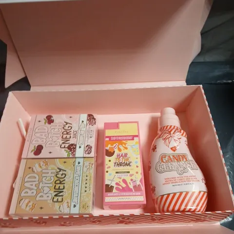 PLOUISE BATH AND BODY GIFT BOX WITH PINK BOW