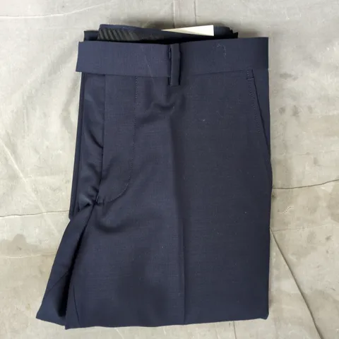 MOSS TAILORED FIT SUIT PANTS IN NAVY SIZE 30S