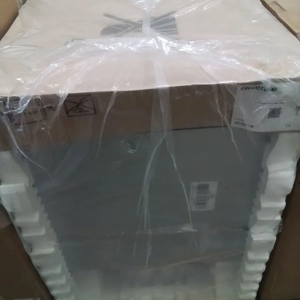 BAGGED HISENSE HV16AUK FULL-SIZE FULLY INTEGRATED 16-PLACE DISHWASHER