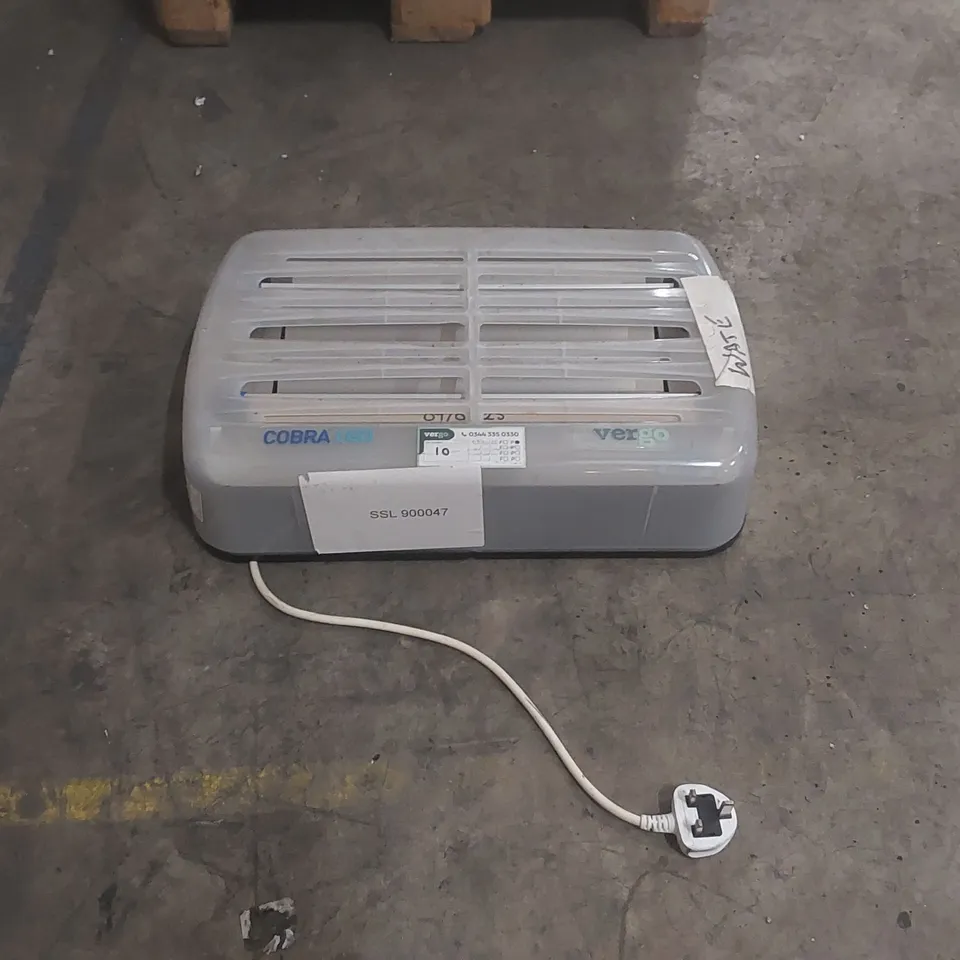 COBRA LED COMMERCIAL ELECTRIC FLY KILLER