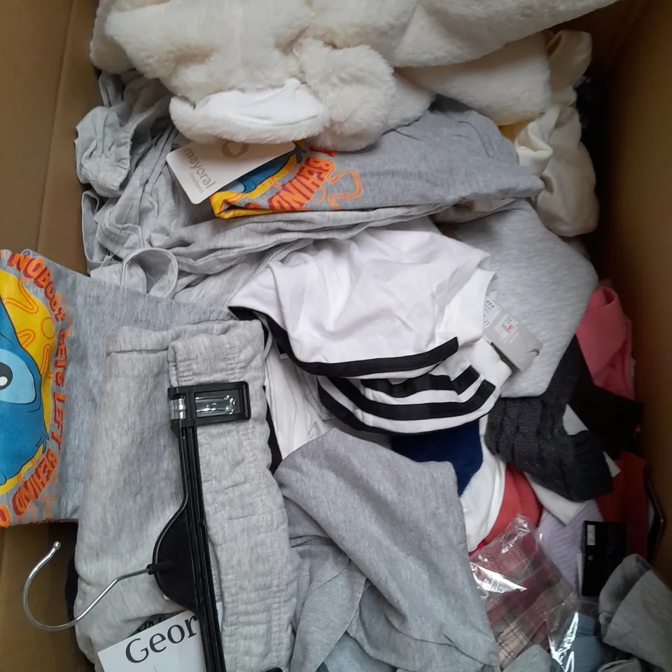 BOX OF APPROXIMATELY 30 ASSORTED KIDS CLOTHING ITEMS TO INCUDE - TOPS, JACKET, DRESSES, ETC