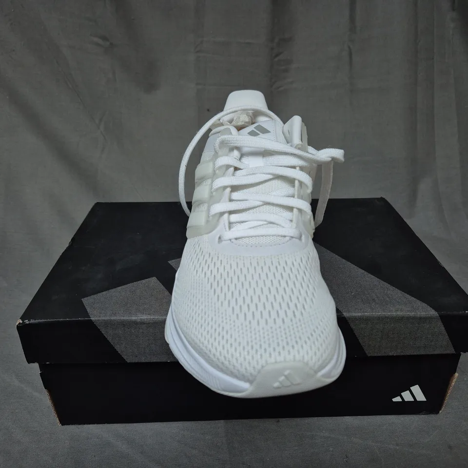 BOXED ADIDAS ULTRA BOUNCE WOMENS WHITE TRAINERS - UK 7