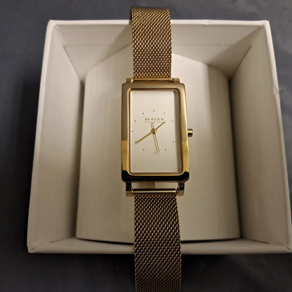 BOXED SKAGEN DENMARK ROSE GOLD CUBE WATCH 