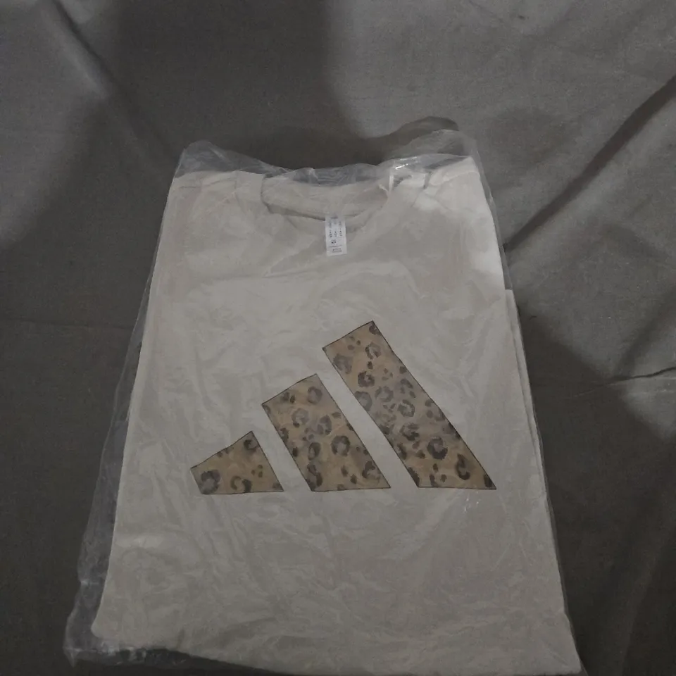 BAGGED ADIDAS LOGO TEE - SIZE M