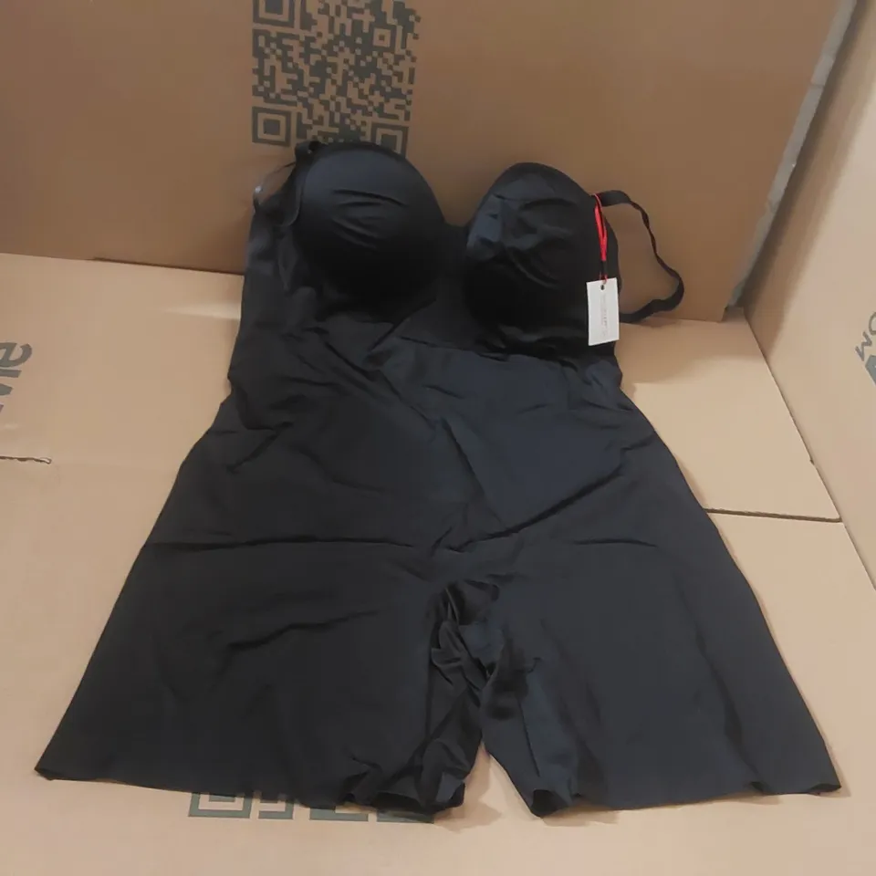 BOX CONTAINING APPROXIMATELY 15x BRAND NEW MAGISCULPT BLACK BODYSUITS - SIZE 40DD