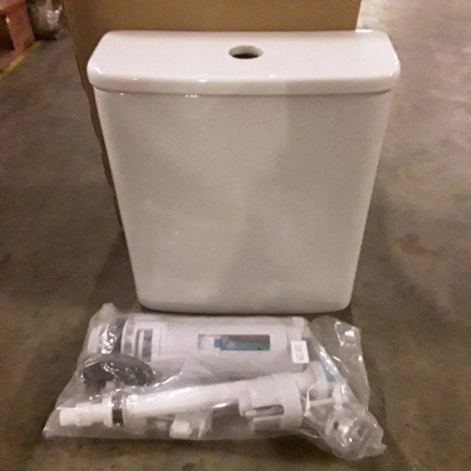 BOXED CISTERN IN WHITE CHA040 - 355X138X400MM