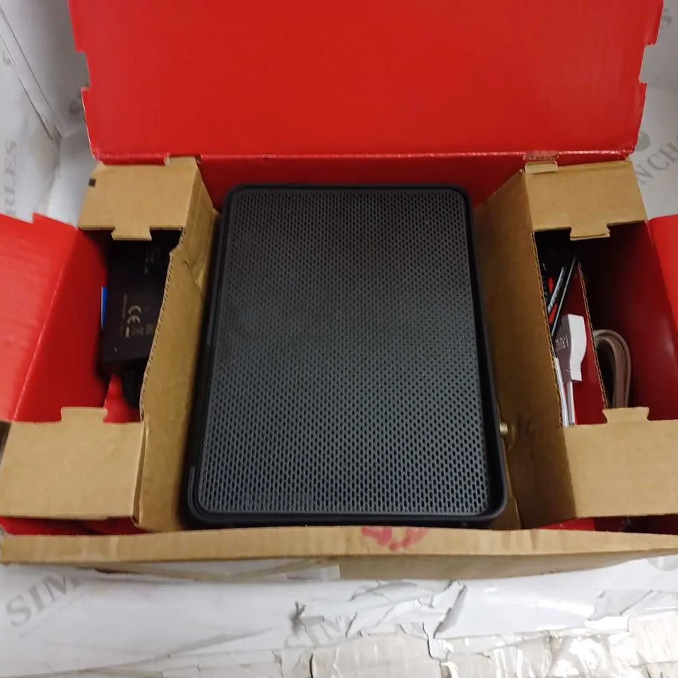 VIRGIN MEDIA BOXED HUB 