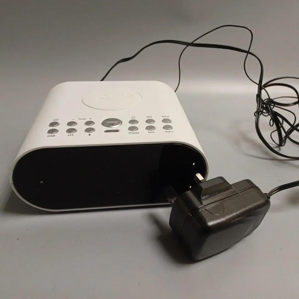 ROBERTS ORTUS DAB CHARGE DAB/DAB+ RADIO IN WHITE