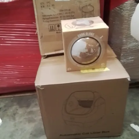 PALLET OF ASSORTED HOUSEHOLD GOODS AND PRODUCTS TO INCLUDE;AUTOMATIC CAT LITTER BOX,CORK GLOBE,SIDE TABLE