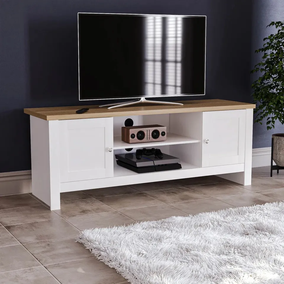 BOXED BEACSFIELD TV STAND FOR TV'S UP TO 60"