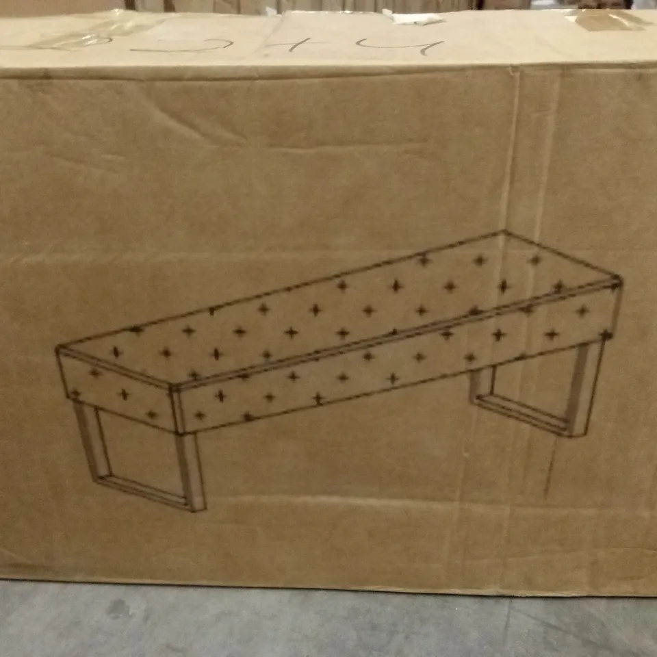 BOXED VALETTA DINING BENCH (1 BOX)