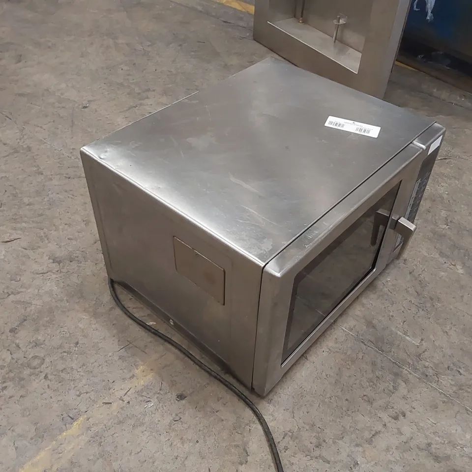 MENUMASTER RFS518TS COMMERCIAL MICROWAVE OVEN