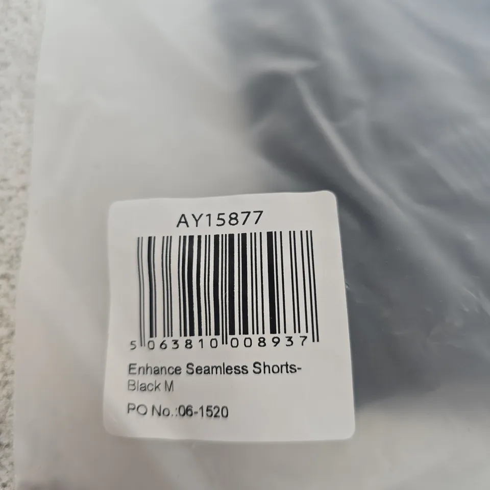 BAGGED AYBL ENHANCE SEAMLESS SHORTS – BLACK - SIZE M