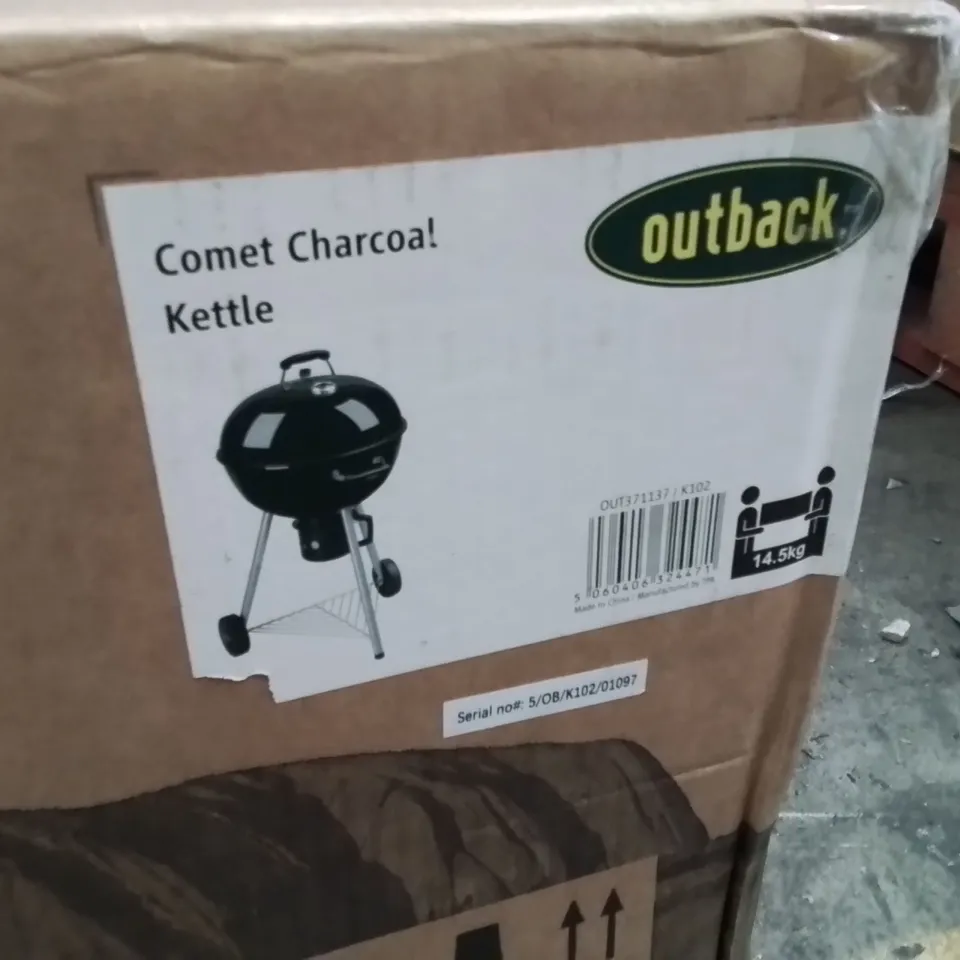 BOXED OUTDOOR COMET CHARCOAL KETTLE BARBECUE
