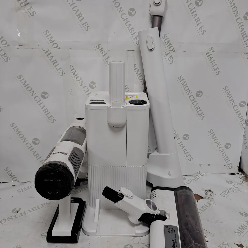 SHARK DETECT PRO 1.3L AUTO EMPTY VACUUM CLEANER IW3510UK