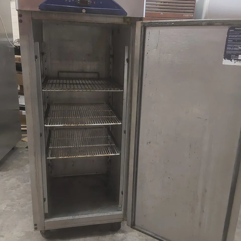 WILLIAMS COMMERCIAL UPRIGHT STAINLESS STEEL TEMPERATURE CONTROLLED FOOD STORAGE CABINET