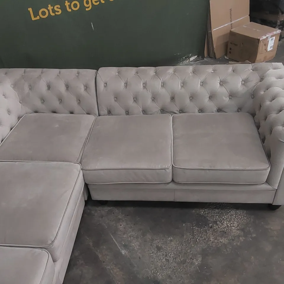 QUALITY DESIGNER FABRIC UPHOLSTERED CHESTERFIELD CORNER SOFA