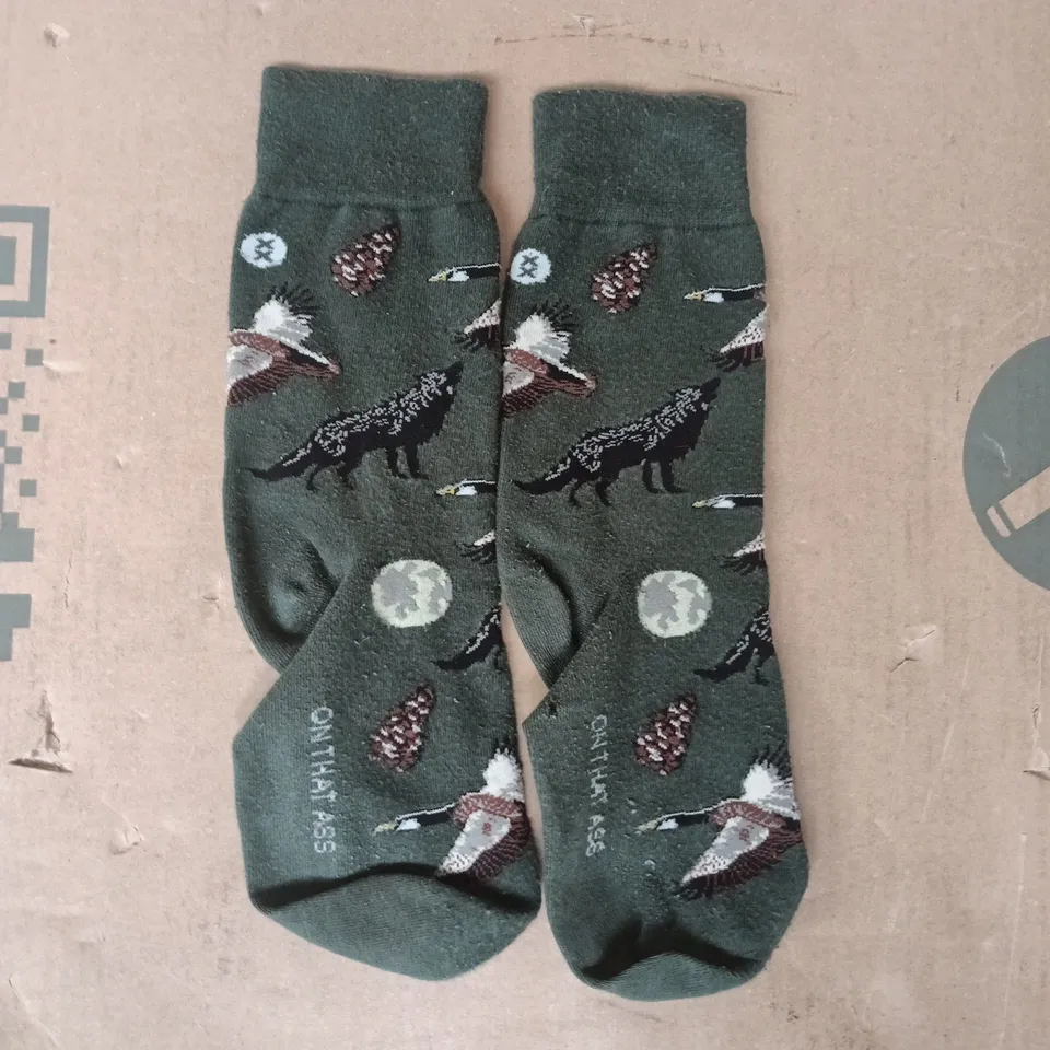 ON THAT ASS PAIR OF SOCKS IN DEEP GREEN SIZE UNSPECIFIED