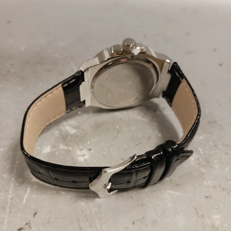 MENS FRANK SCHMIDT WATCH – TEXTURED DIAL WITH DATE – LEATHER STRAP