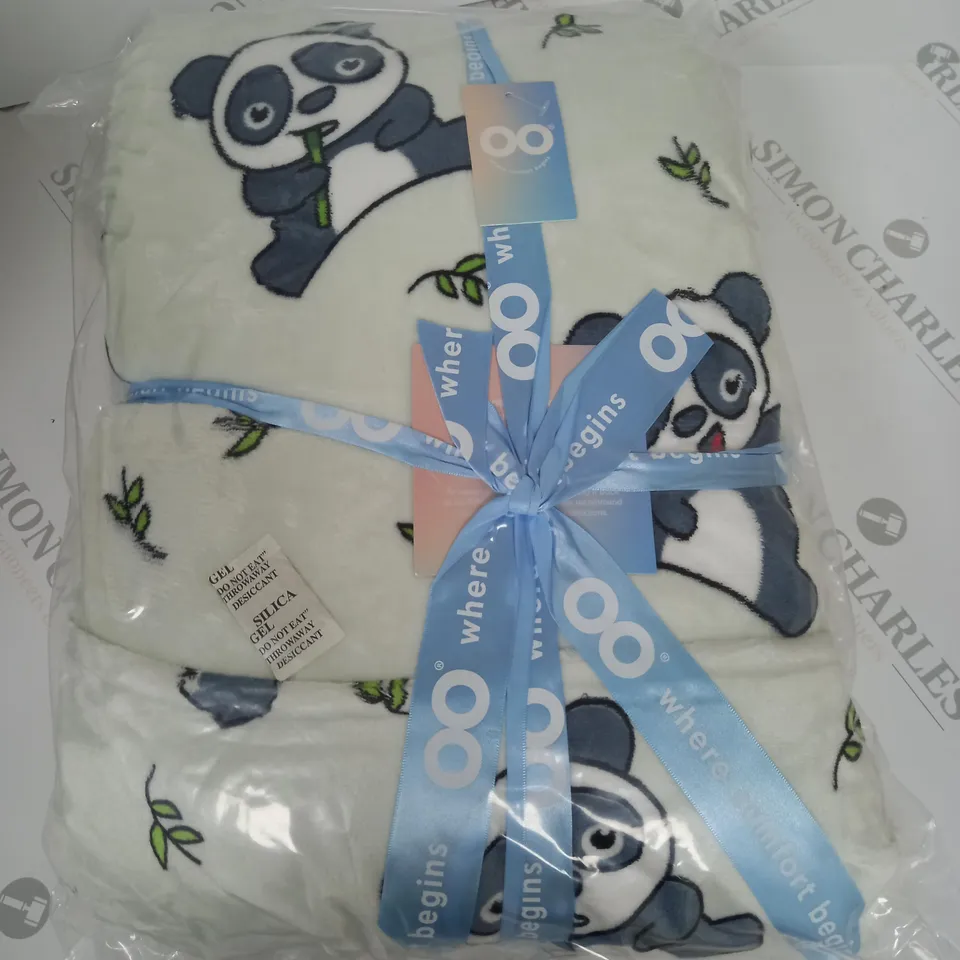 BAGGED THE OODIE PANDA THEMED HOODED BLANKET