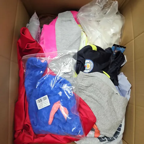 BOX OF APPROXIMATELY 25 ASSORTED KIDS CLOTHING ITEMS TO INCLUDE - TOP , SHORTS , T-SHIRT ETC
