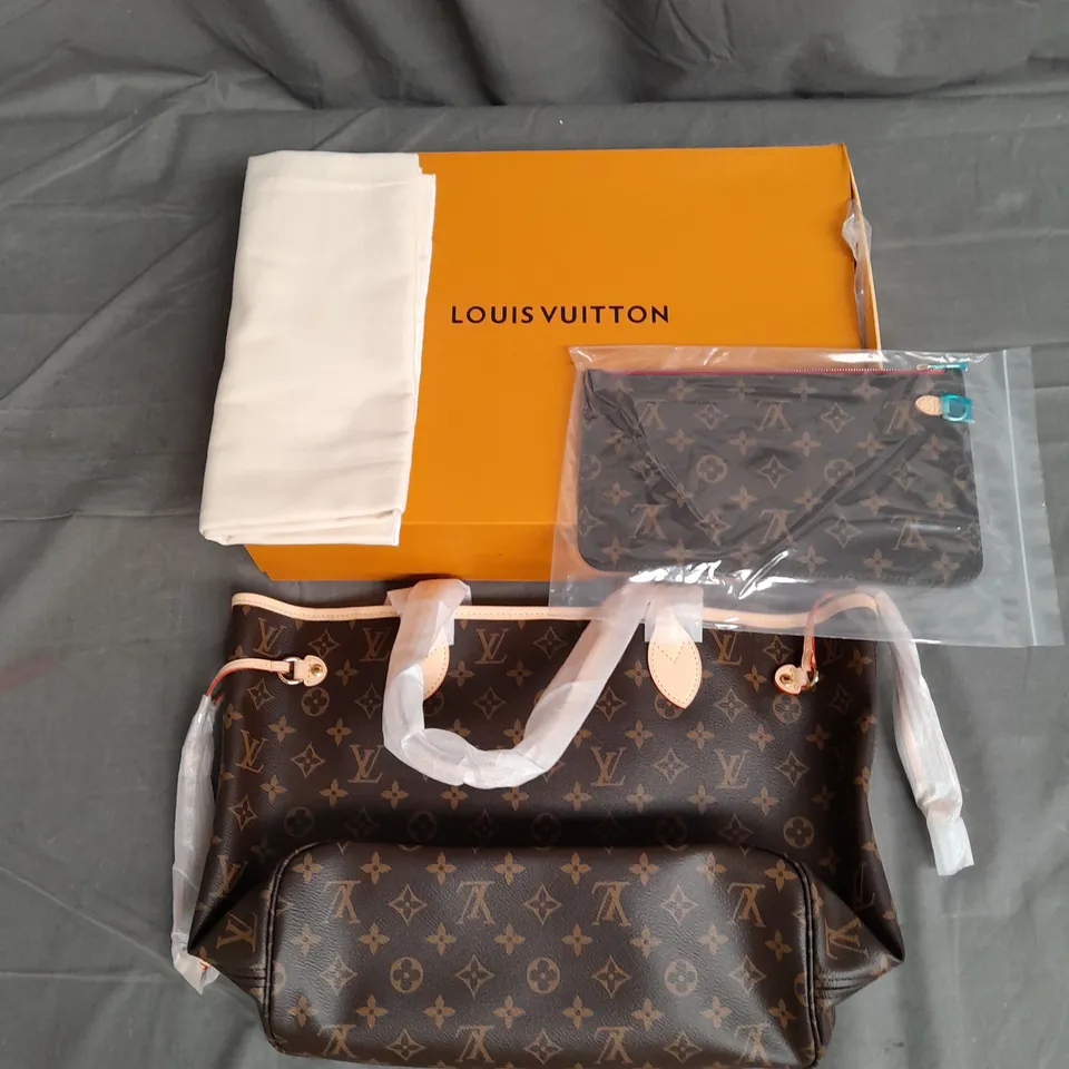 BOXED LOUIS VUTTON HANDBAG IN BROWN/RED INTERIOR