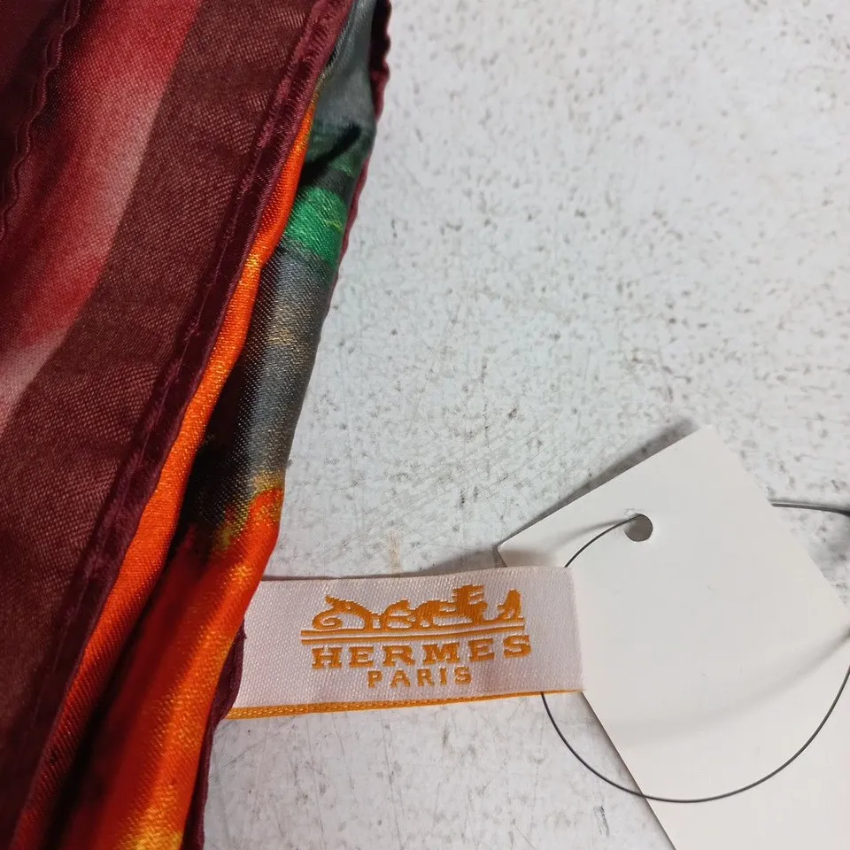 HERMÈS PARIS SQUARE SILK SCARF – SILK, SIZE L